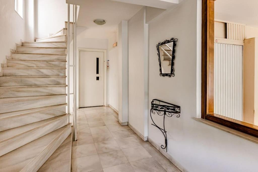 Апартаменты Pantheon Penthouse, Athens Riviera Экстерьер фото